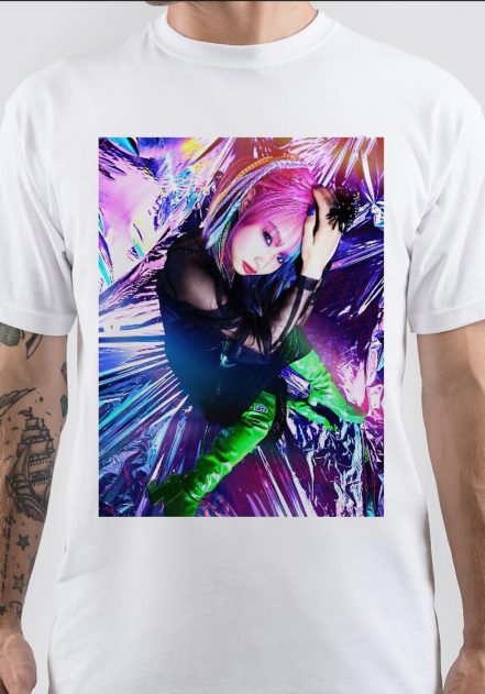 HANABIE T-Shirt