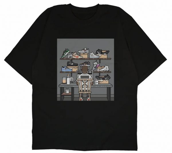 Sneakerheads Room Essential Oversized T-Shirt